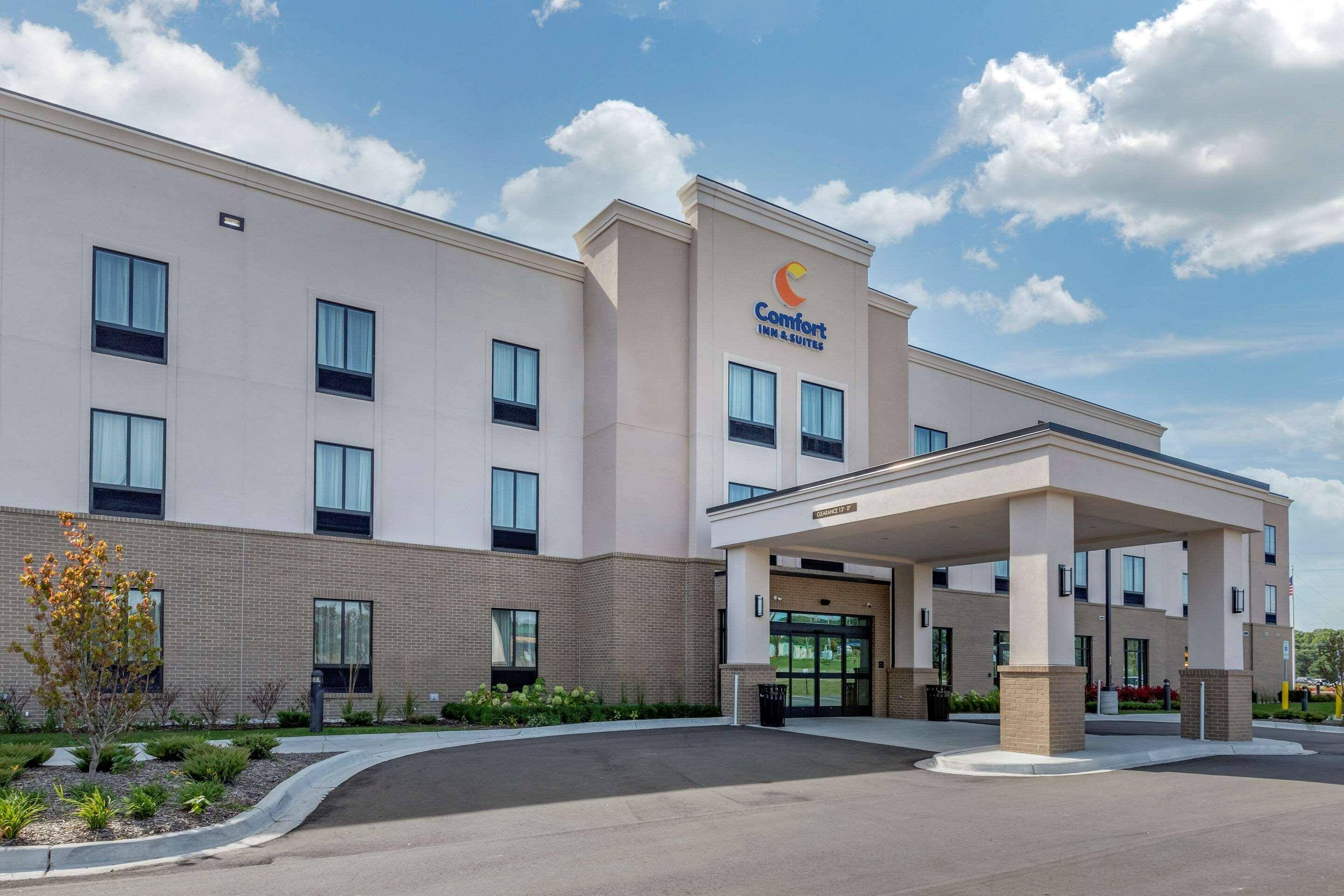 Hotel Comfort & Clarkston